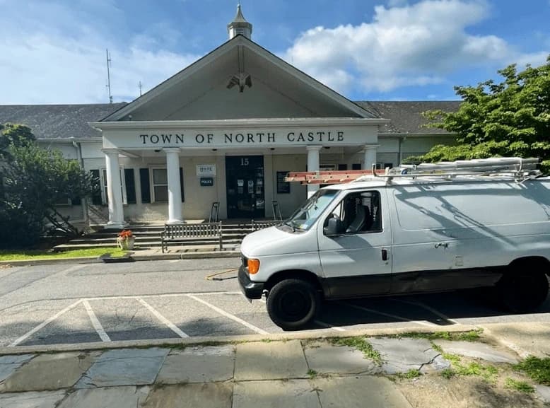 North Ridgeville Power Washing commercial cleaning team at work in North Ridgeville business district