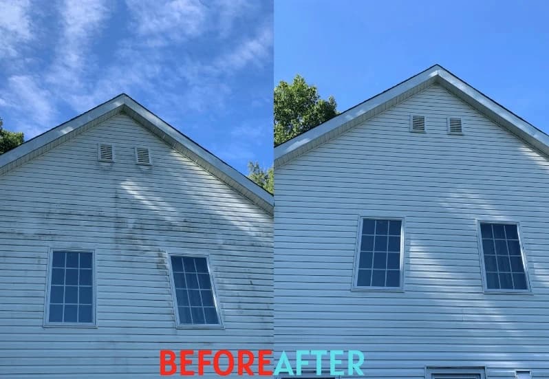 North Ridgeville Power Washing professional performing house washing service in North Ridgeville